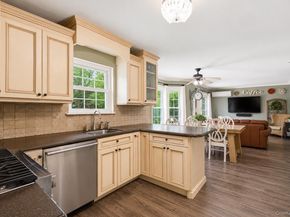 6 Lea Avenue, Manorville NY 11949