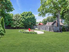 2 Lincoln Avenue, Islip Terrace NY 11752