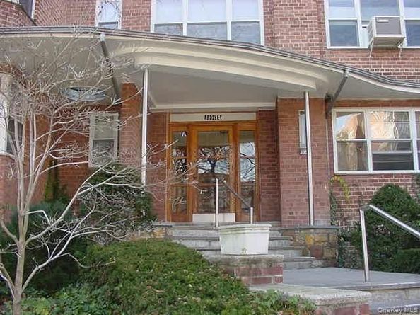 235 Garth Road A5B, Scarsdale NY 10583