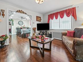 19028 118th Avenue, Saint Albans NY 11412