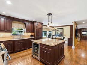 119 Plainview Road, Woodbury NY 11797