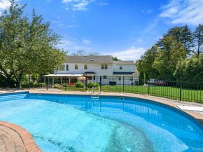 119 Plainview Road, Woodbury NY 11797
