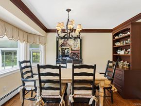 119 Plainview Road, Woodbury NY 11797
