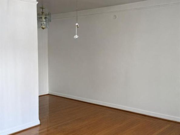 214-07B Hillside Ave Unit B, Queens Village NY 11427