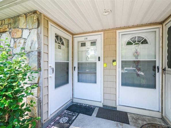 230 Lake Pointe Circle 230, Middle Island NY 11953