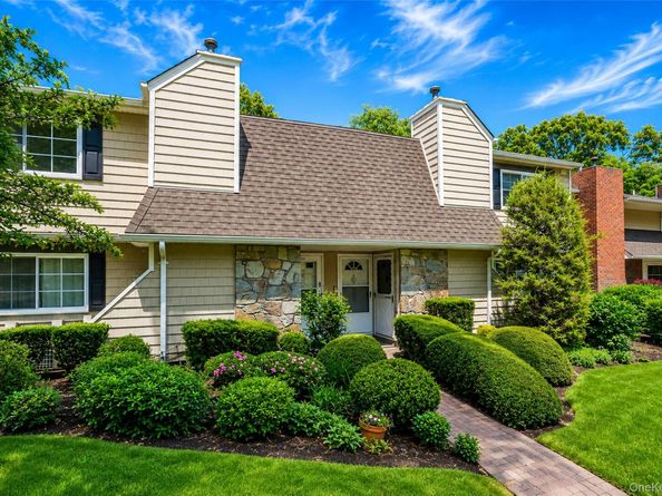230 Lake Pointe Circle 230, Middle Island NY 11953