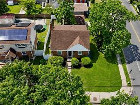 646 Macon Place, Uniondale NY 11553