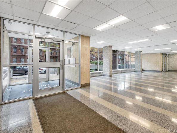 2550 Olinville Avenue 4E, Bronx NY 10467