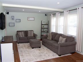 31 Saint Joseph Avenue, Ronkonkoma NY 11779