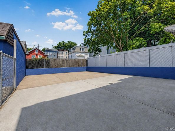 123 Oliver Avenue, Yonkers NY 10701