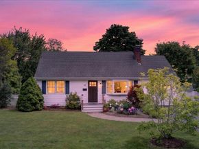 17 Barteau Avenue, Blue Point NY 11715