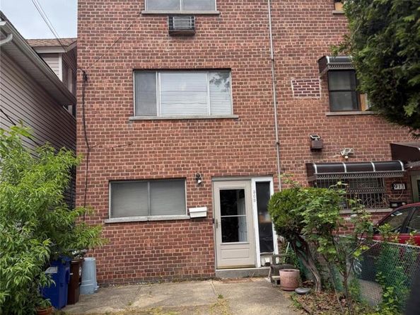 909 Burke Avenue, Bronx NY 10469