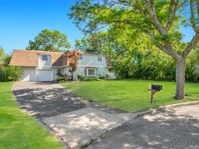 3 Sugar Pine Circle, Medford NY 11763