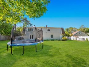 3 Sugar Pine Circle, Medford NY 11763