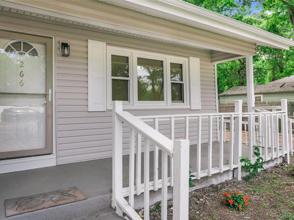 266 Station Road, Bellport NY 11713
