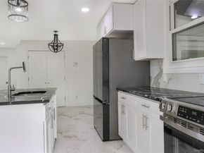 266 Station Road, Bellport NY 11713
