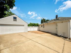 2316 Poe Court, Seaford NY 11783