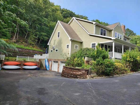 1259 N Country Road, Stony Brook NY 11790
