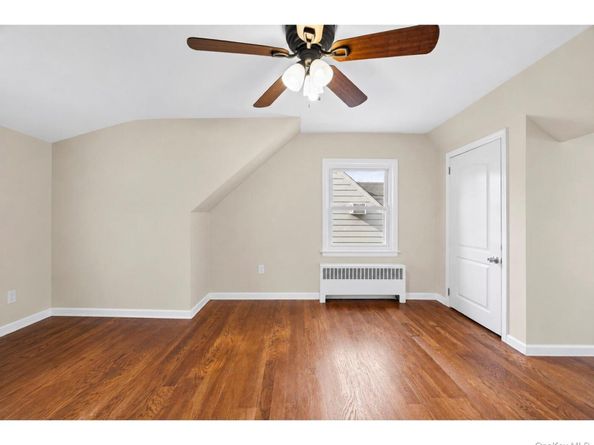 85 Todd Road, Valley Stream NY 11580
