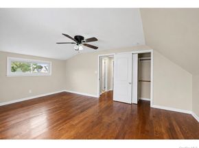 85 Todd Road, Valley Stream NY 11580