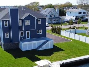 851 W Bay Drive, West Islip NY 11795