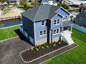 851 W Bay Drive, West Islip NY 11795