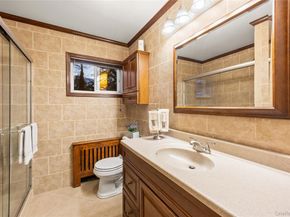 14 Mayo Avenue, Huntington NY 11743