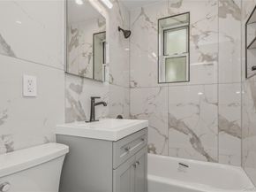 51-34 30 Avenue E2, Woodside NY 11377