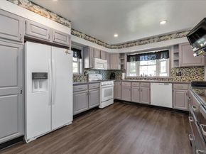 206 Arlington Street, Mineola NY 11501