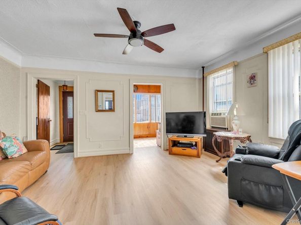 59-30 71st Street, Maspeth NY 11378