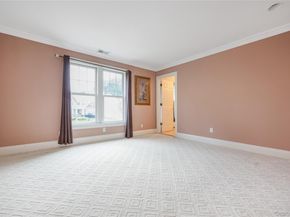 47 Pembroke Drive, Glen Cove NY 11542
