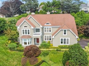 47 Pembroke Drive, Glen Cove NY 11542