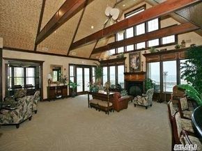 47 Pembroke Drive, Glen Cove NY 11542