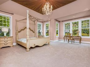 47 Pembroke Drive, Glen Cove NY 11542