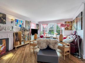 65 Bixley Heath, Lynbrook NY 11563