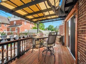 65 Bixley Heath, Lynbrook NY 11563