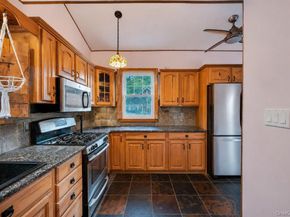 65 Bixley Heath, Lynbrook NY 11563
