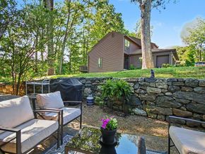 86 Woods Brooke Terrace, Ossining NY 10562