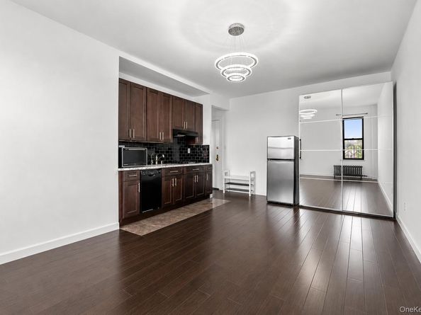 7101 Colonial Road L5D, Brooklyn NY 11209