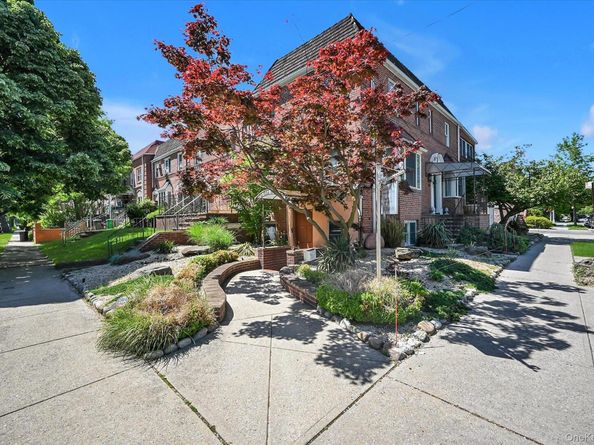 144-49 70th Avenue, Kew Garden Hills NY 11367
