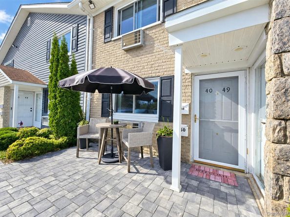 40 W 4th Street 49, Patchogue NY 11772