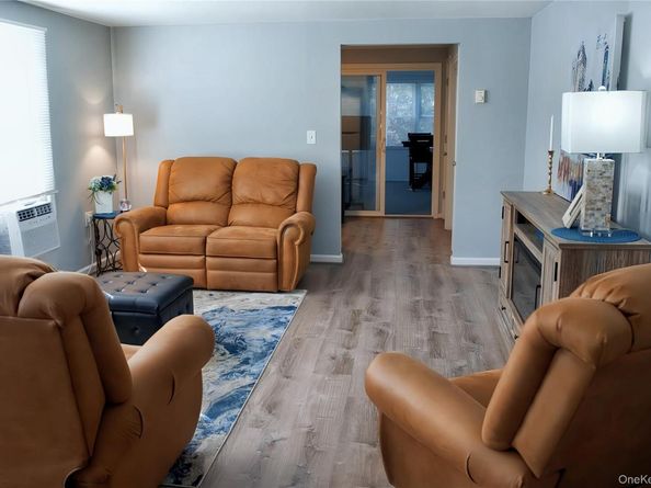 65A Village Green Circle W, Manorville NY 11949