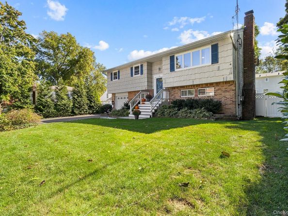 12 Bryan Street, Huntington NY 11743
