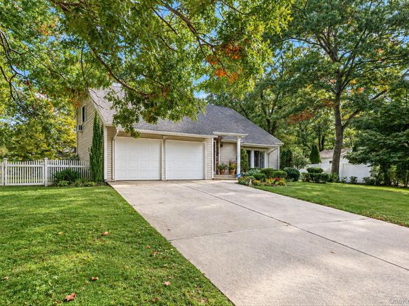 146 Sequoia Drive, Coram NY 11727