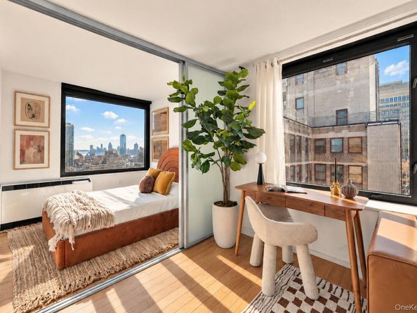 100 W 39TH Street 43J, New York (Manhattan) NY 10018