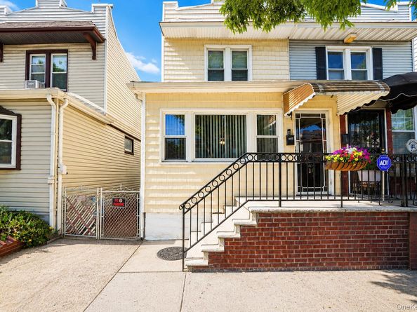 6149 62nd Avenue, Middle Village NY 11379