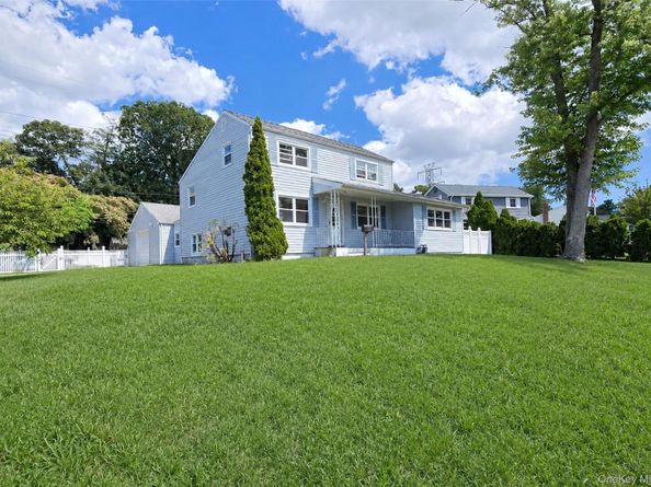290 Eastwood Boulevard, Centereach NY 11720