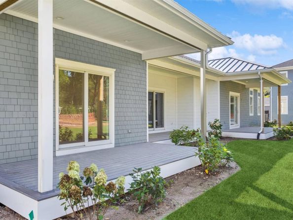 19 Montauk Highway 7, Westhampton NY 11977