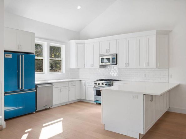 19 Montauk Highway 7, Westhampton NY 11977