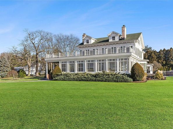 104 Union Avenue, Center Moriches NY 11934